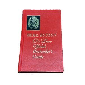 Old Mr Boston DeLuxe Official Bartender's Guide 1966 vintage cocktail bar drink